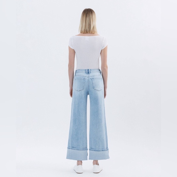 Blue Wide Leg Flare Jeans with High Waist and Large Cuffs - Picture 2 of 6